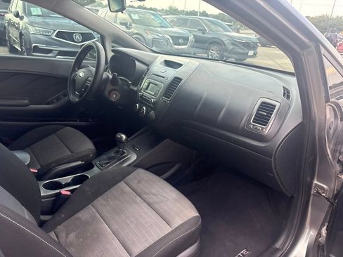 Used 2016 Kia Forte LX FWD image 22