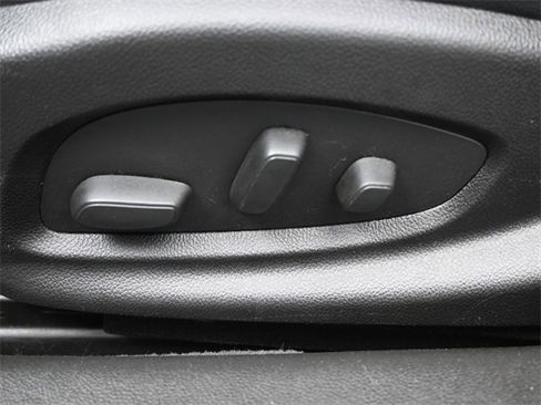 Used 2017 Chevrolet Impala Premier w/ Enhanced Convenience Package image 31