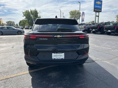 New 2026 Chevrolet Equinox EV LT image 4