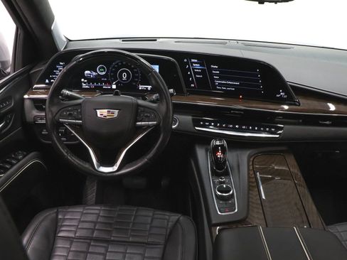 Used 2024 Cadillac Escalade Premium Luxury Platinum image 43