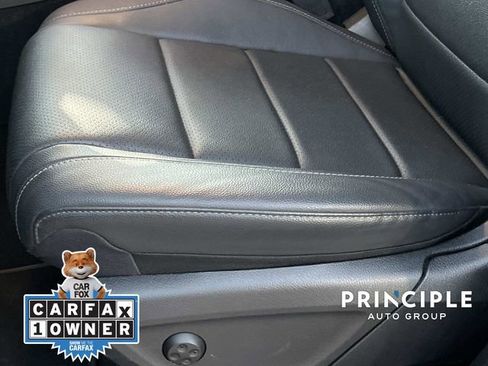 Used 2024 Mercedes-Benz GLE 350 4MATIC w/ 3rd Row Seat Package image 16