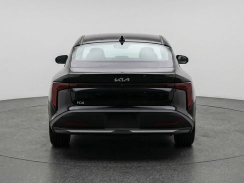 Used 2025 Kia K4 FWD image 7