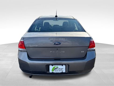 Used 2009 Ford Focus SE image 7