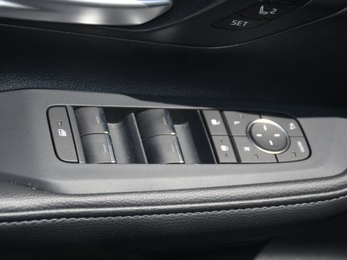 Certified 2025 Toyota Grand Highlander FWD image 11