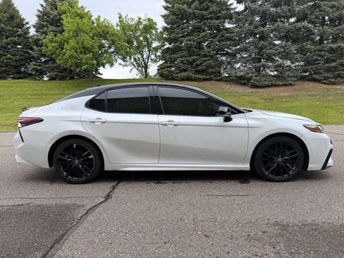 Used 2024 Toyota Camry XSE FWD image 2