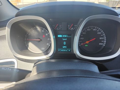 Used 2015 Chevrolet Equinox LS image 25