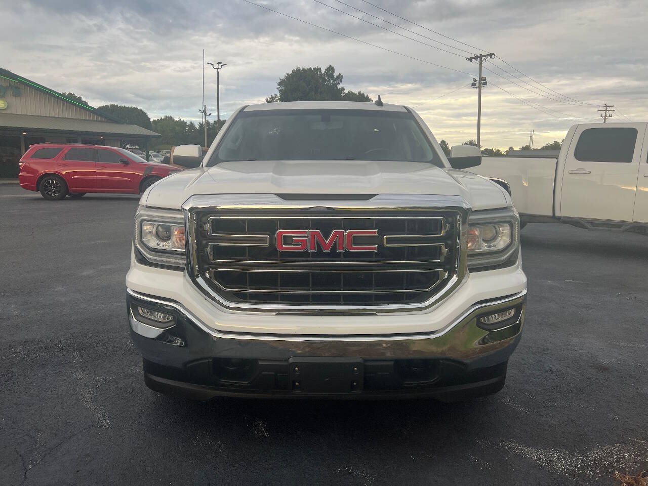 Used 2016 GMC Sierra 1500 SLE w/ SLE Value Package AWD/4WD image 8