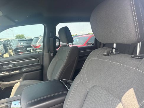 Used 2022 RAM 1500 Big Horn AWD/4WD image 11