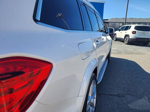 Used 2016 Mercedes-Benz GL 550 4MATIC image 38