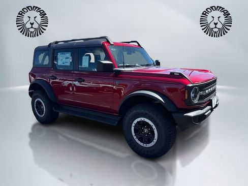 New 2025 Ford Bronco 4-Door w/ Sasquatch Package AWD/4WD image 3