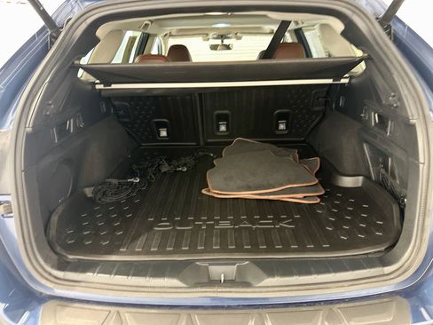 Used 2020 Subaru Outback Touring XT AWD/4WD image 31