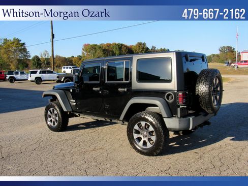 Used 2018 Jeep Wrangler Unlimited Sport w/ Connectivity Group image 8