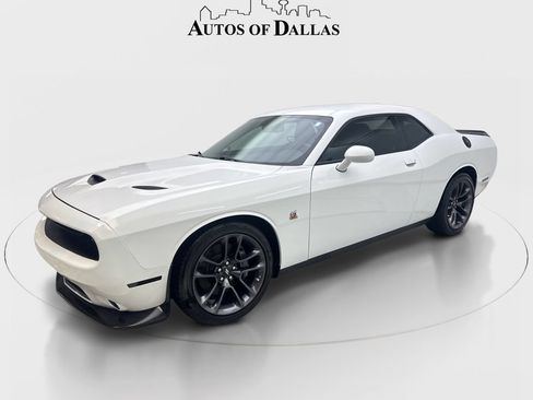 Used 2023 Dodge Challenger R/T Scat Pack RWD image 2