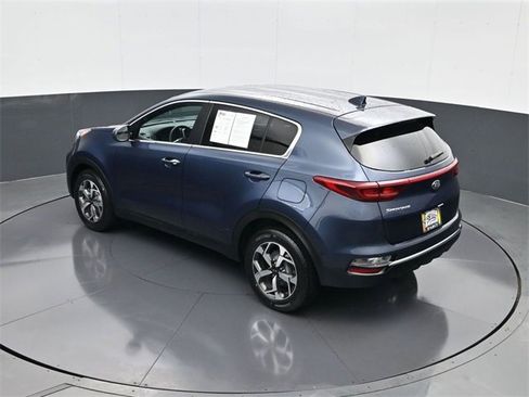 Used 2022 Kia Sportage LX image 19