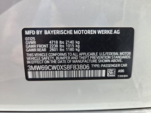 Certified 2025 BMW 330i Sedan RWD image 19