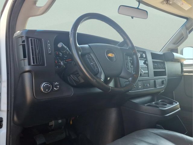 Used 2022 Chevrolet Express 2500 w/ Driver Convenience Package RWD image 13