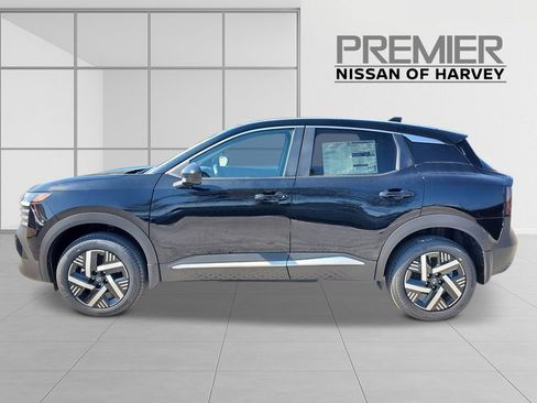 New 2026 Nissan Kicks SV FWD image 3