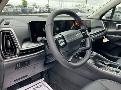 New 2026 Kia Sorento S AWD/4WD image 9