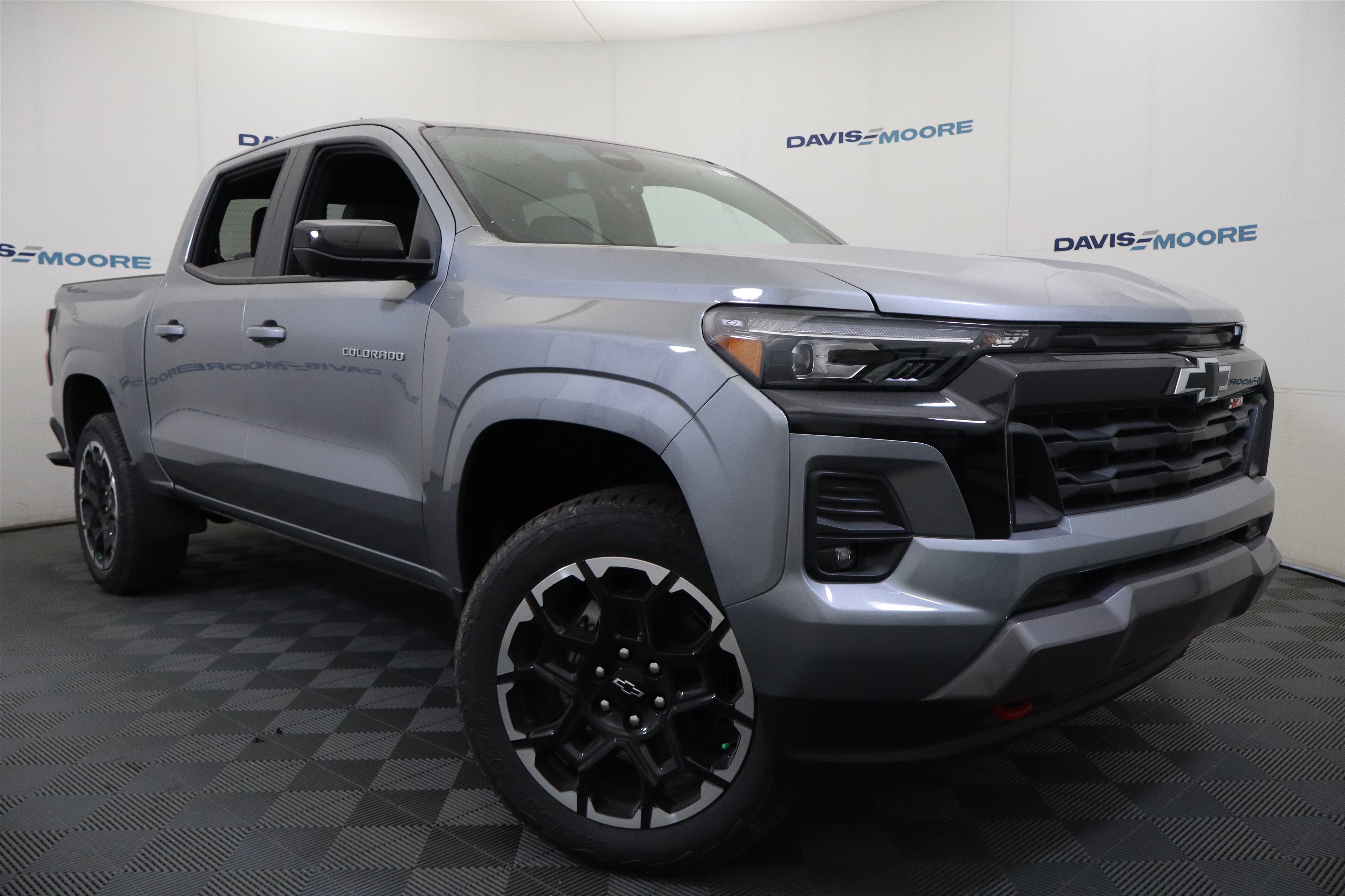New 2026 Chevrolet Colorado Z71 w/ Technology Package AWD/4WD image 2