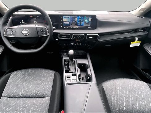 New 2026 Nissan Sentra SV w/ SV Convenience Package FWD image 5
