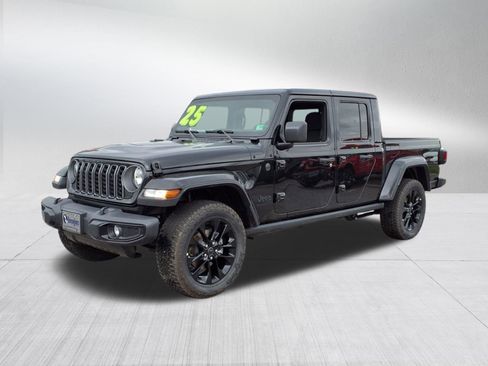 New 2025 Jeep Gladiator Sport image 4