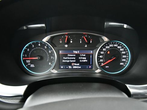 Used 2023 Chevrolet Traverse RS AWD/4WD image 26