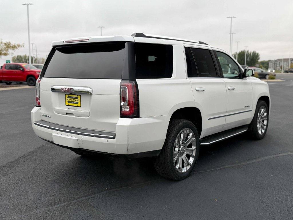 Used 2017 GMC Yukon Denali w/ Open Road Package AWD/4WD image 6