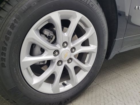 Used 2020 Chevrolet Equinox LS image 31