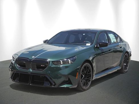 New 2027 BMW M5 w/ Executive Package AWD/4WD image 3
