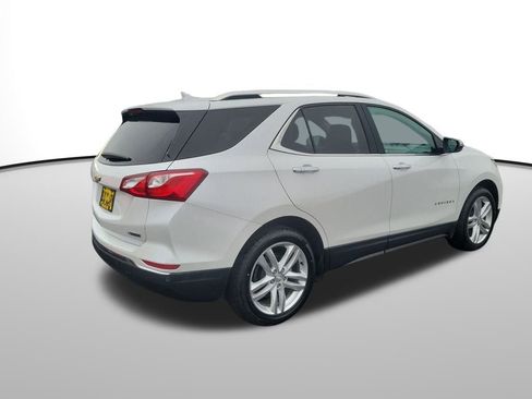 Used 2018 Chevrolet Equinox Premier image 11