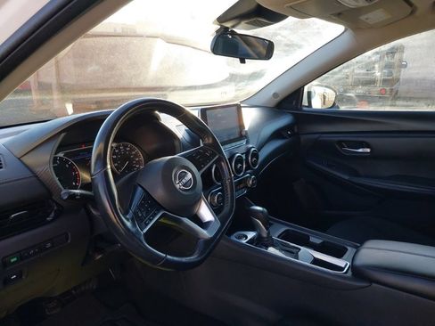 Used 2024 Nissan Sentra SV w/ All-Weather Package FWD image 10