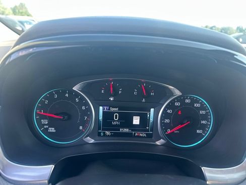 Used 2019 Chevrolet Traverse Premier w/ Driver Confidence II Package FWD image 10