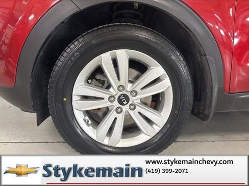 Used 2019 Kia Sportage LX image 11