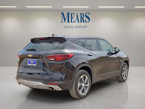 Used 2025 Chevrolet Blazer LT image 5