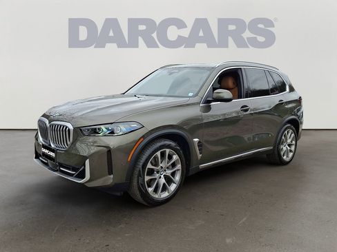 Used 2024 BMW X5 xDrive40i w/ Premium Package image 3