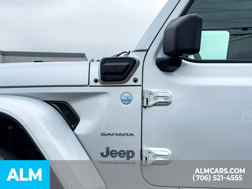 Used 2024 Jeep Wrangler Unlimited Sahara AWD/4WD image 5