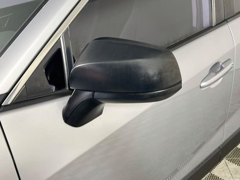 Used 2022 Toyota RAV4 LE FWD image 13