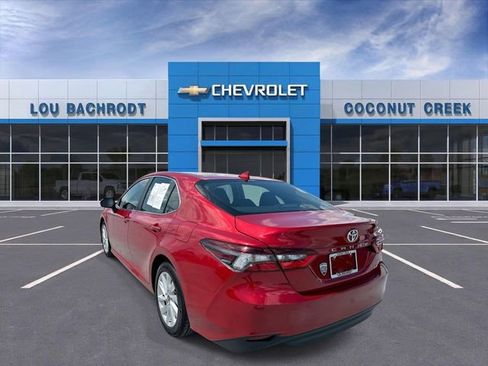 Used 2024 Toyota Camry LE image 6