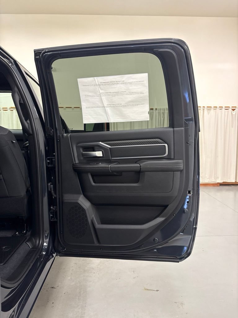New 2026 RAM 2500 Big Horn AWD/4WD image 30