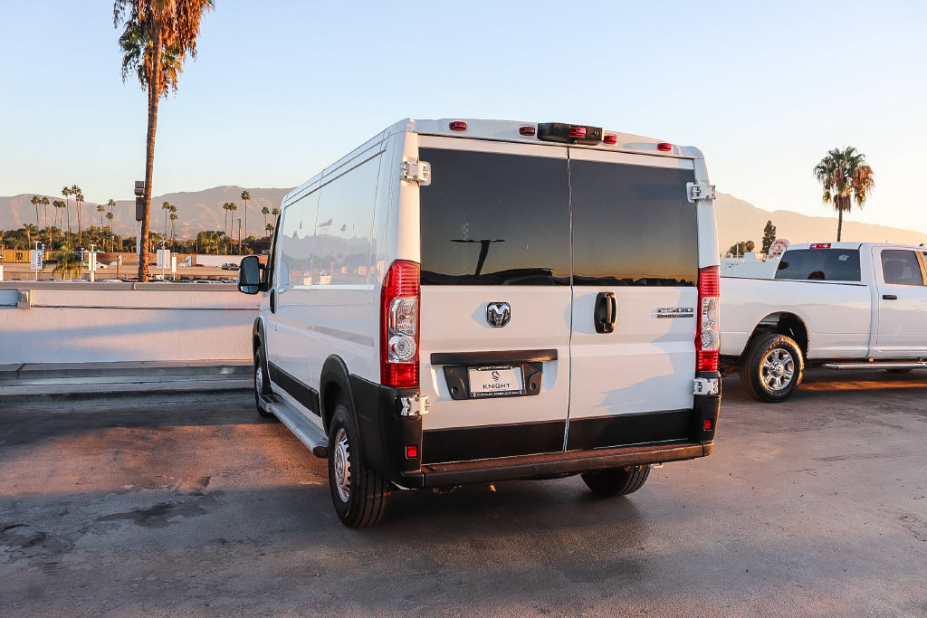 Used 2025 RAM ProMaster 2500 w/ U-Haul Equipment Group FWD image 7