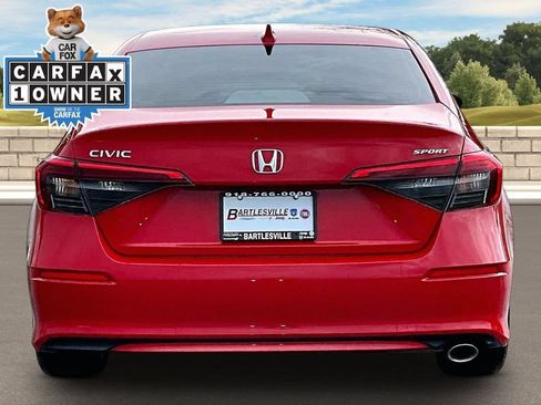 Used 2024 Honda Civic Sport image 4