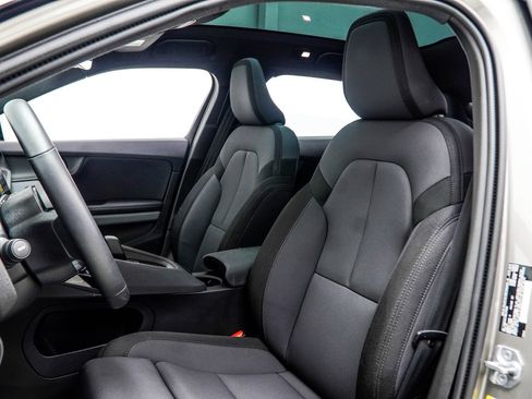Used 2022 Polestar Polestar 2 w/ Plus Package AWD/4WD image 41