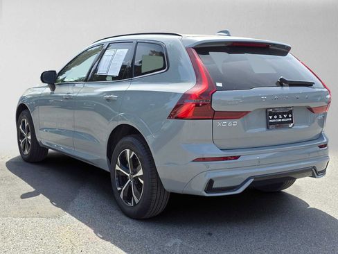 Used 2026 Volvo XC60 B5 Core AWD/4WD image 5