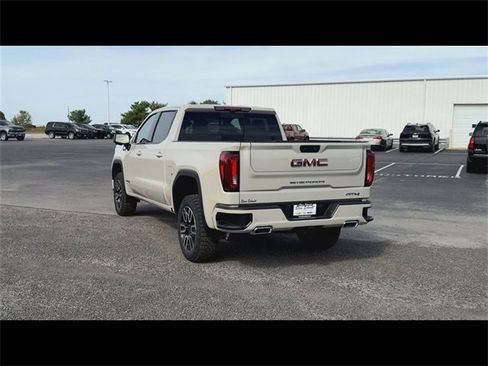 New 2026 GMC Sierra 1500 AT4 w/ Technology Package image 7