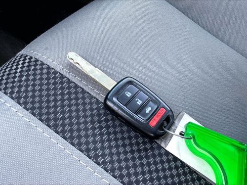Used 2019 Honda Civic LX image 11