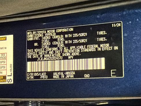 Used 2025 Lexus RX 450h AWD w/ Luxury Package image 33