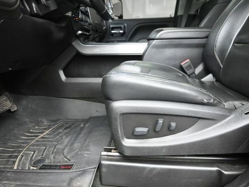 Used 2019 Chevrolet Silverado 2500 LTZ w/ Duramax Plus Package AWD/4WD image 20