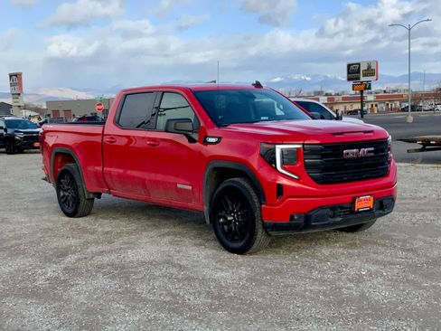 Used 2025 GMC Sierra 1500 Elevation image 9
