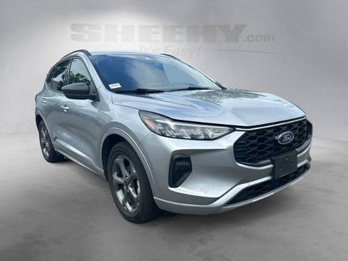 Certified 2024 Ford Escape ST-Line FWD image 2