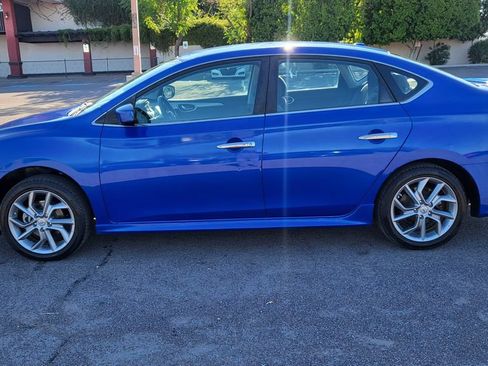 Used 2013 Nissan Sentra SR w/ Driver Pkg FWD image 7
